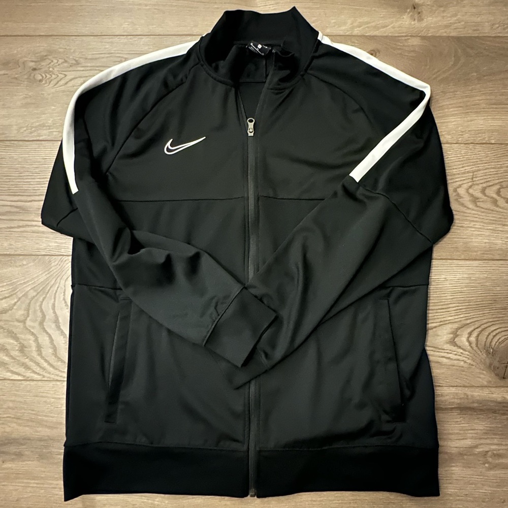 Men’s Nike zip up